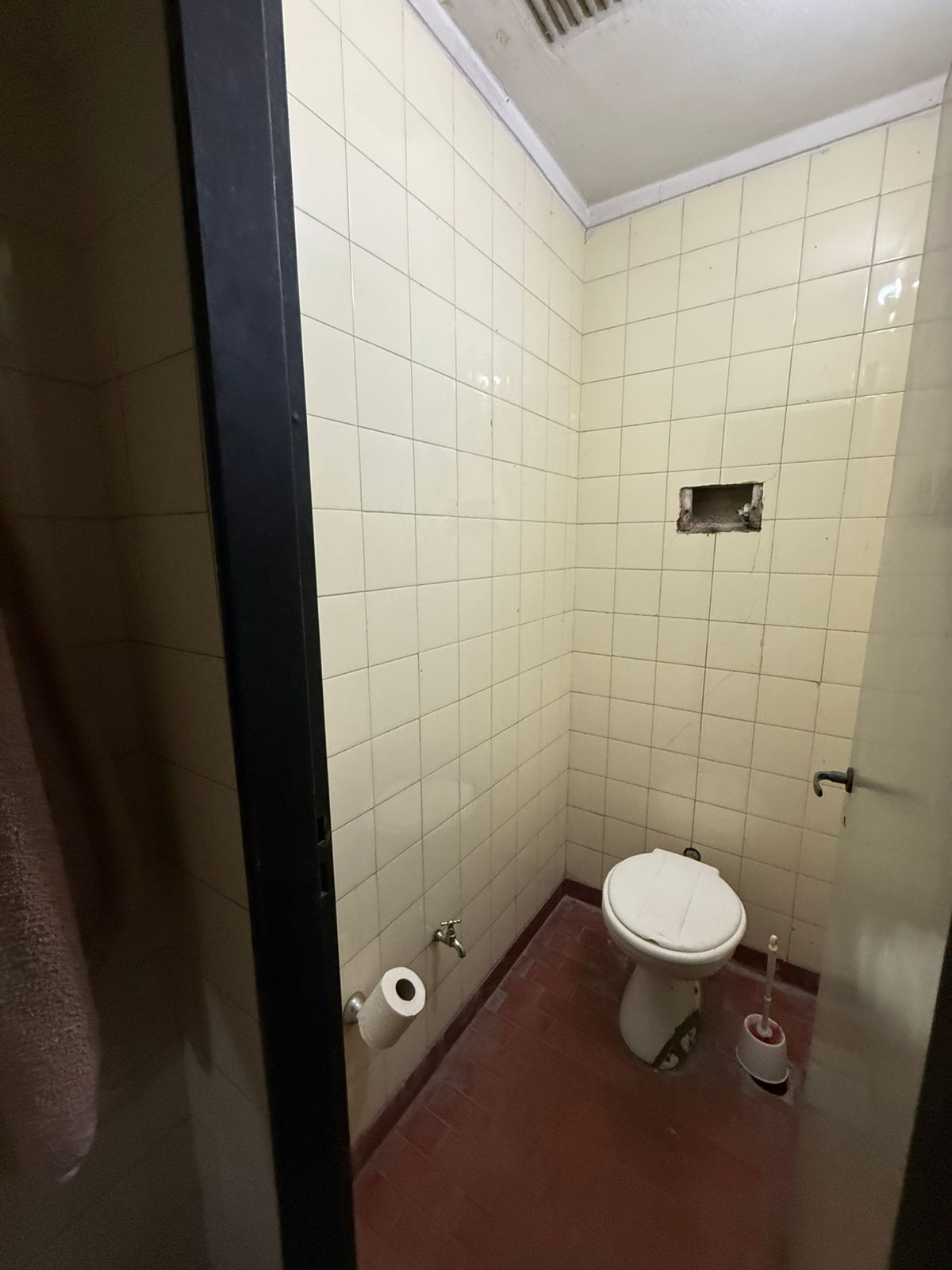 aparopropiedades - Local comercial sobre la peatonal Rivadavia 