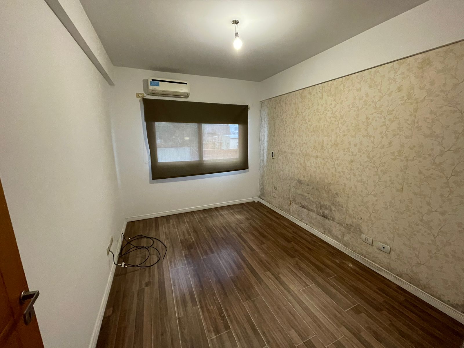 aparopropiedades - Departamento de 2 ambientes con cochera