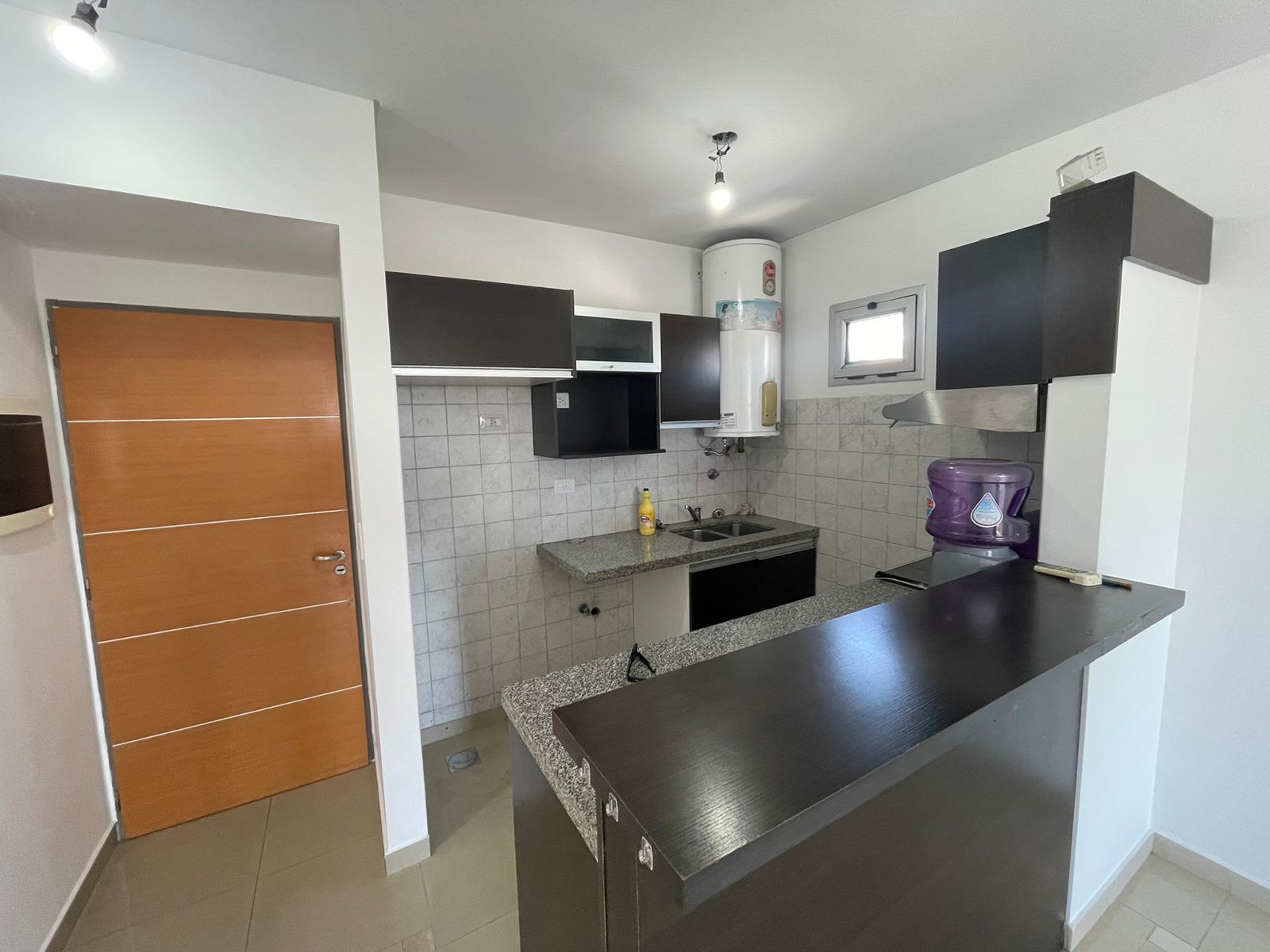 aparopropiedades - Departamento de 2 ambientes con cochera en Quilmes 