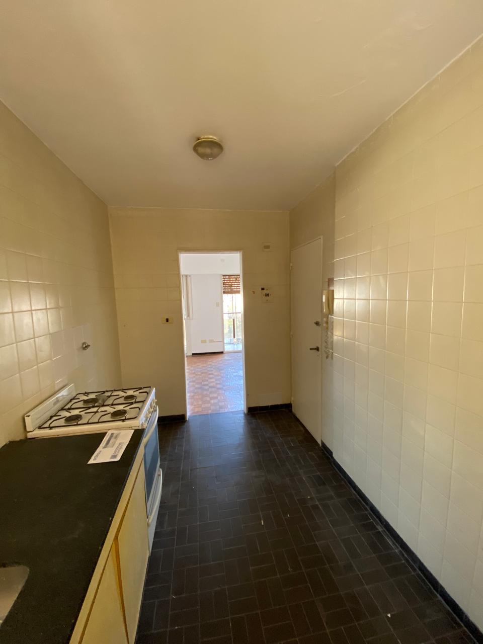 aparopropiedades - Departamento de 3 ambientes en Quilmes centro