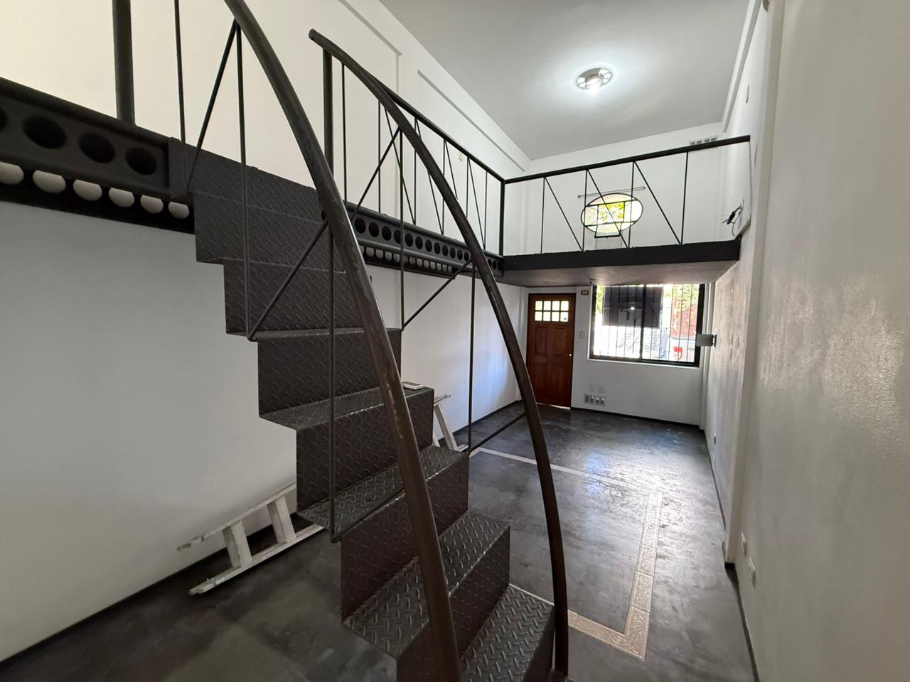 aparopropiedades - Departamento de 3 ambientes en Bernal Centro