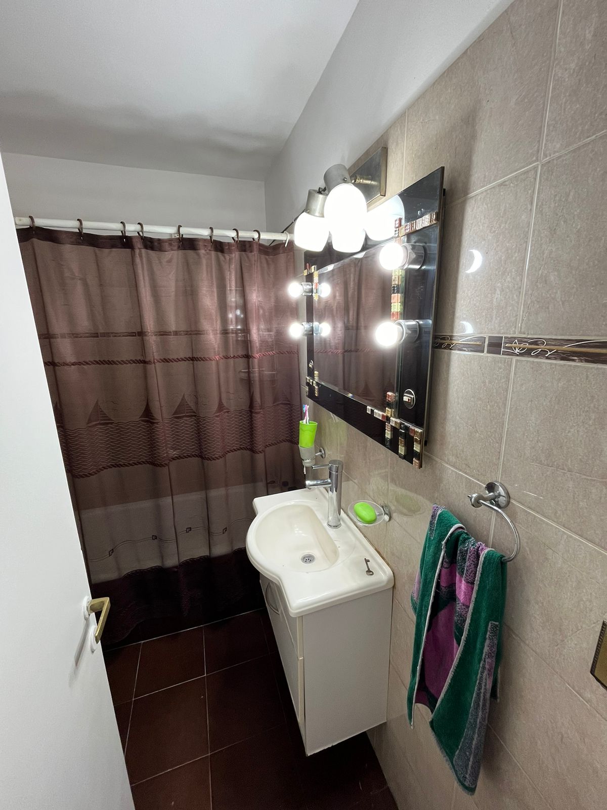 aparopropiedades - Departamento de 2 ambientes en Quilmes centro