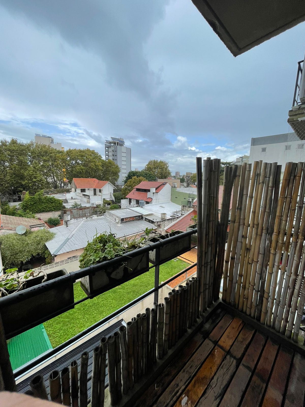 aparopropiedades - Departamento de 2 ambientes con cochera en Quilmes 