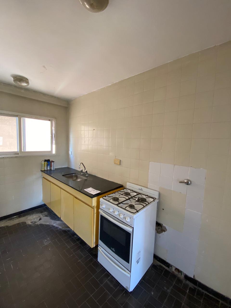 aparopropiedades - Departamento de 3 ambientes en Quilmes centro