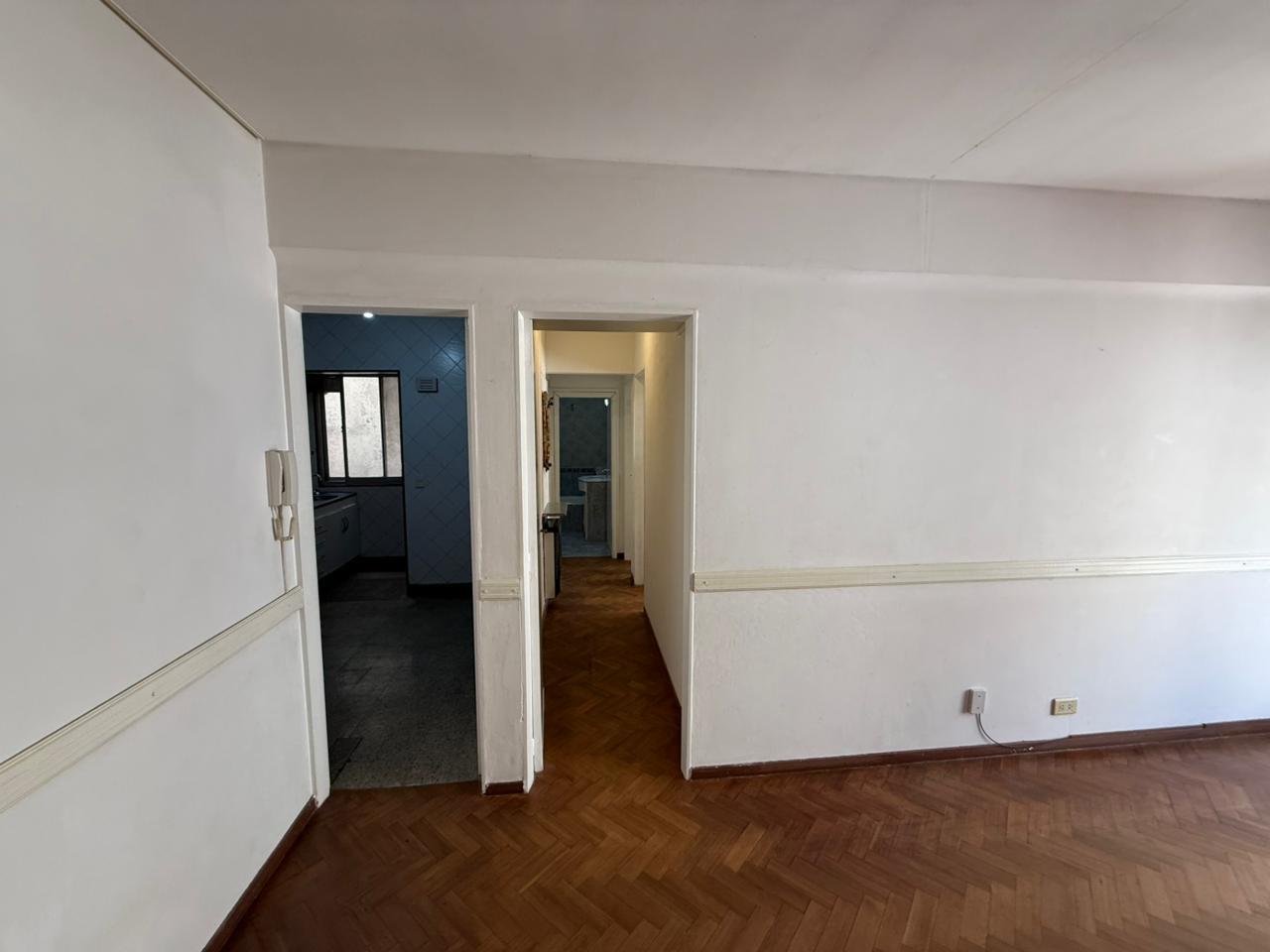 aparopropiedades - Departamento de 3 ambientes en Quilmes centro