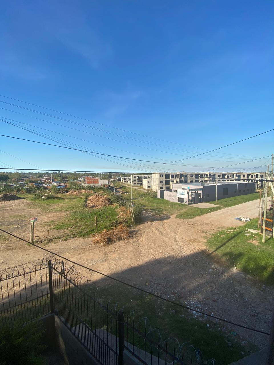 aparopropiedades - Departamento de 3 ambientes en Quilmes 