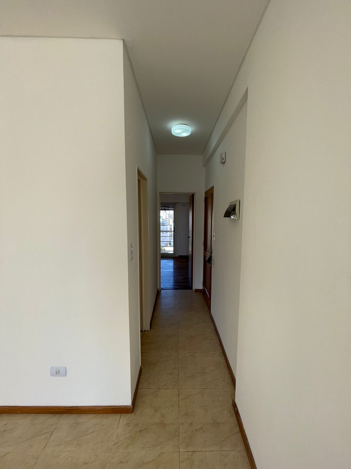 aparopropiedades - Departamento de 2 ambientes con cochera en Quilmes 