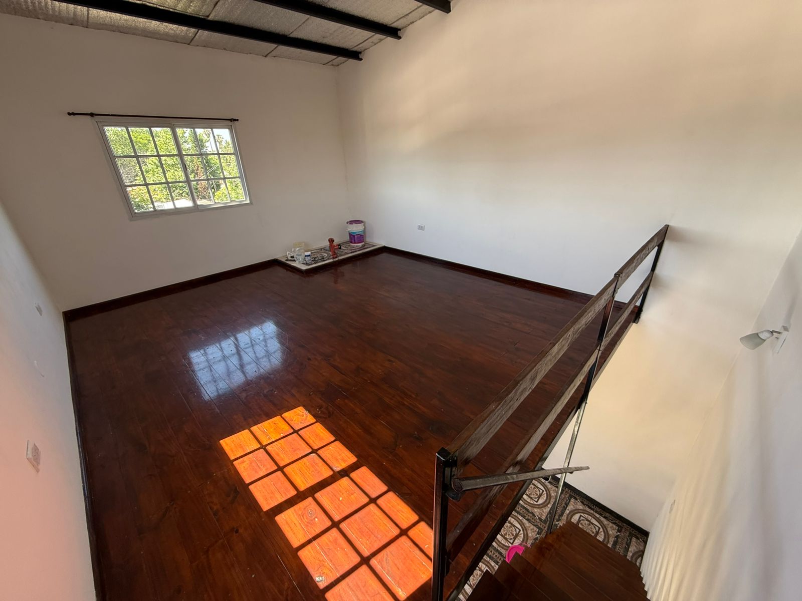 aparopropiedades - Departamento de 2 ambientes tipo Loft con patio en Quilmes Este 