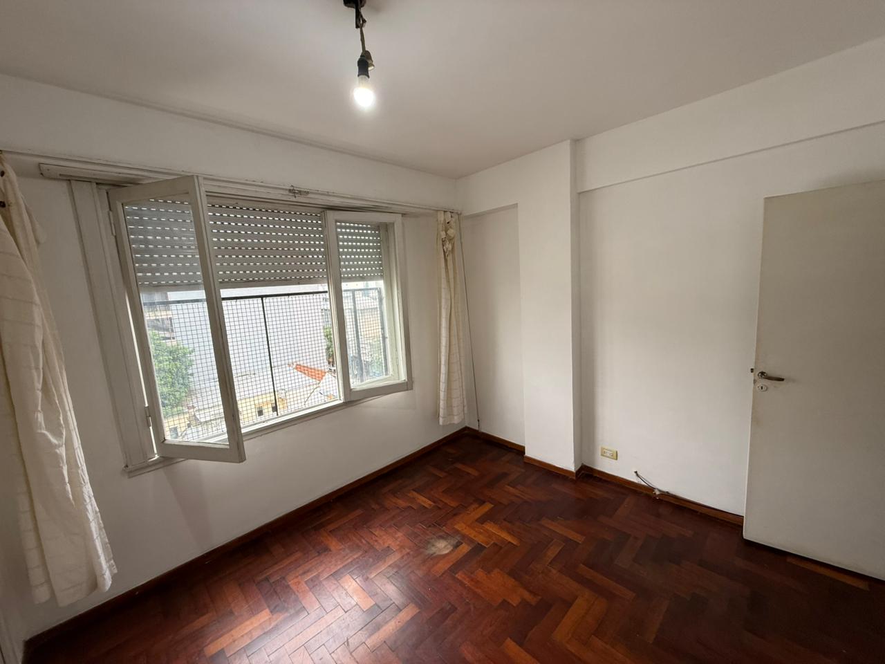 aparopropiedades - Departamento de 3 ambientes en Quilmes centro