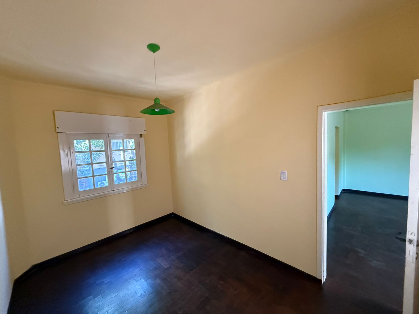 aparopropiedades - Casa en zona Residencial de Quilmes 