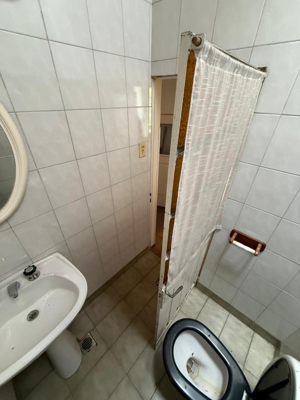 aparopropiedades - Chalet en Quilmes a la venta