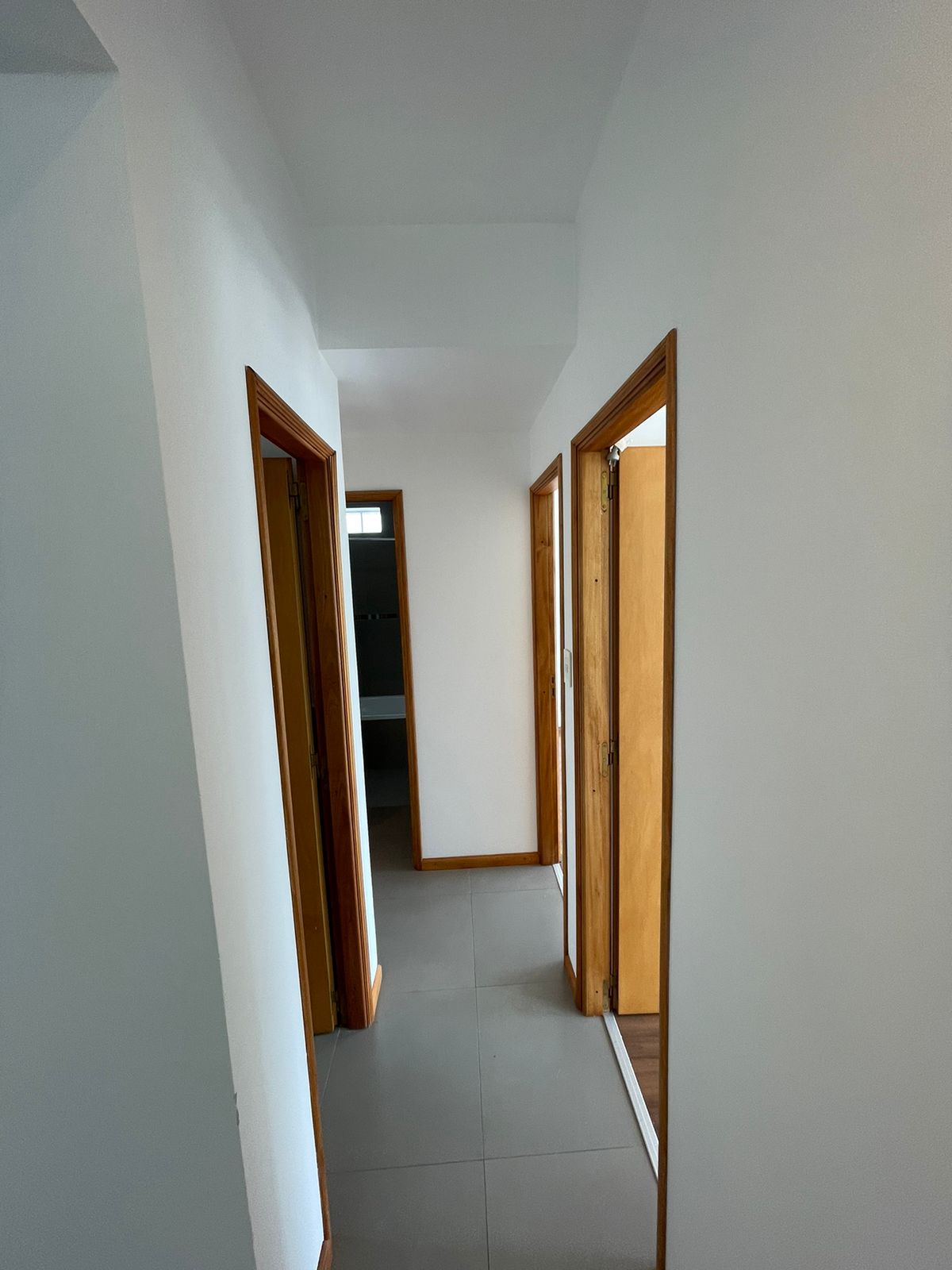 aparopropiedades - Departamento de 3 ambientes con cochera en Bernal Centro