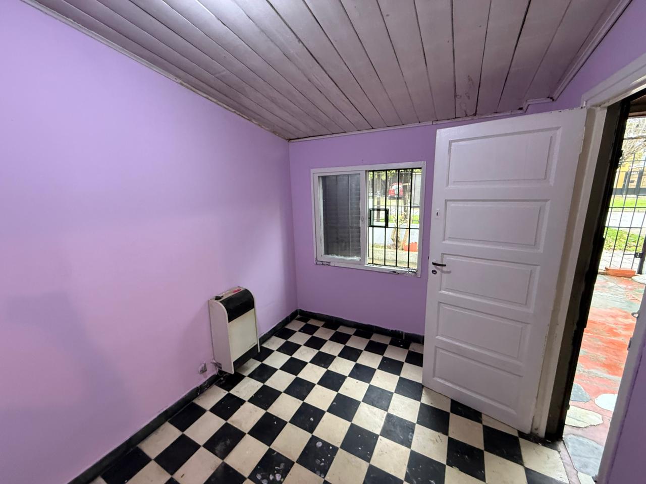 aparopropiedades - Casa en Quilmes oeste en alquiler