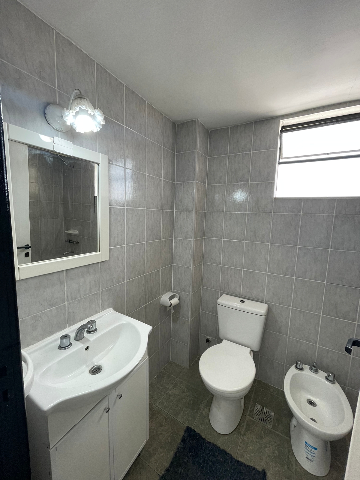 aparopropiedades - Departamento de 3 ambientes en Bernal Oeste