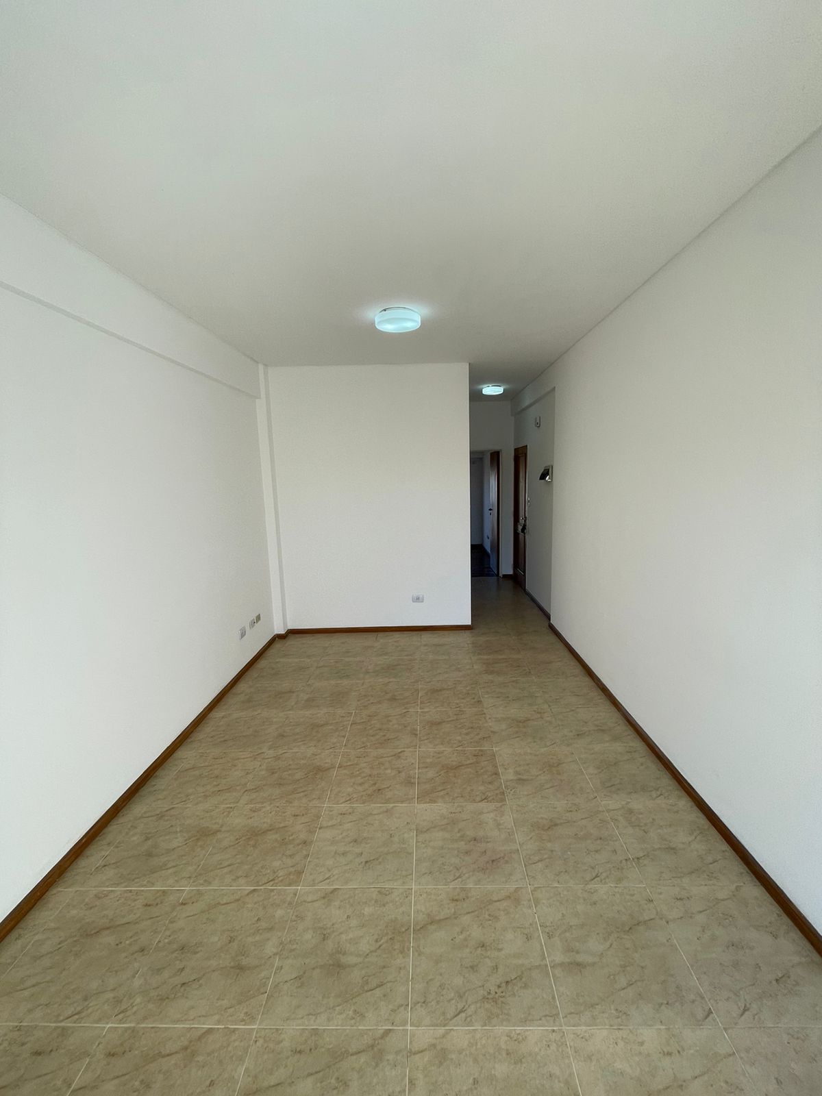 aparopropiedades - Departamento de 2 ambientes con cochera en Quilmes 
