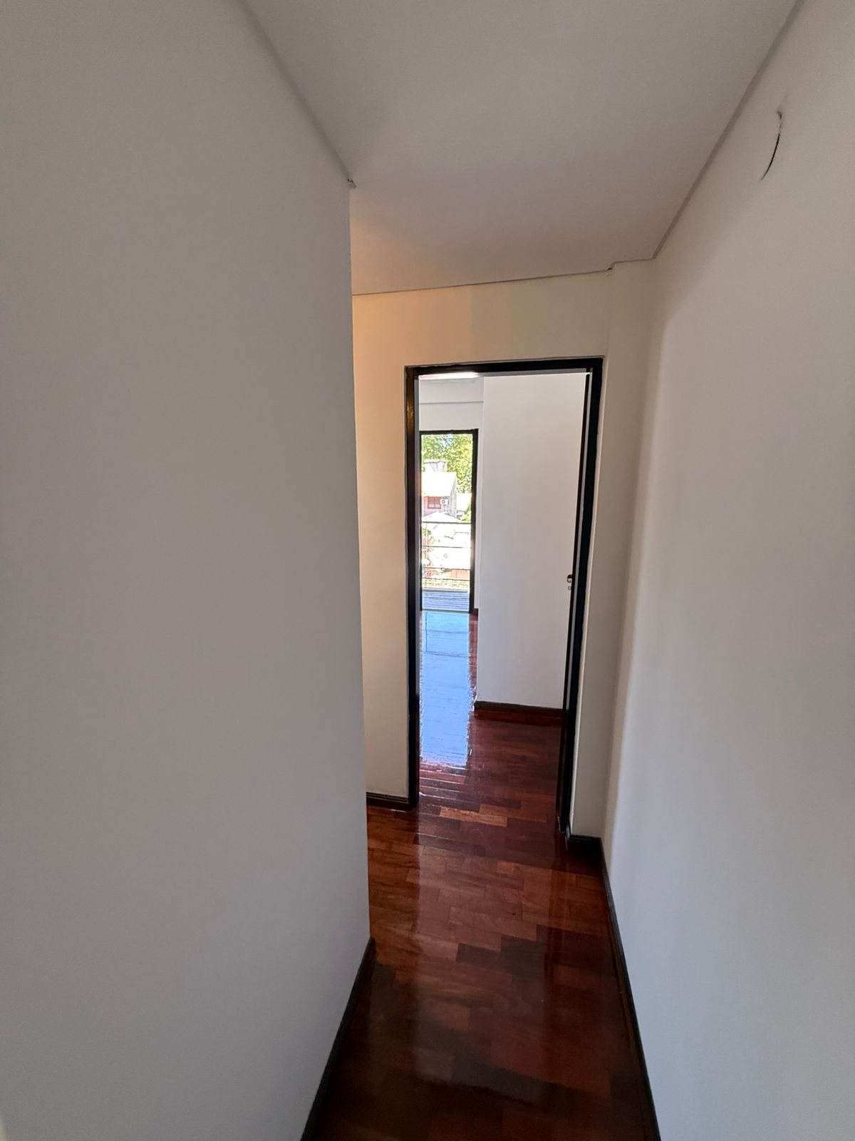 aparopropiedades - Departamento de 2 ambientes con cochera en Quilmes 