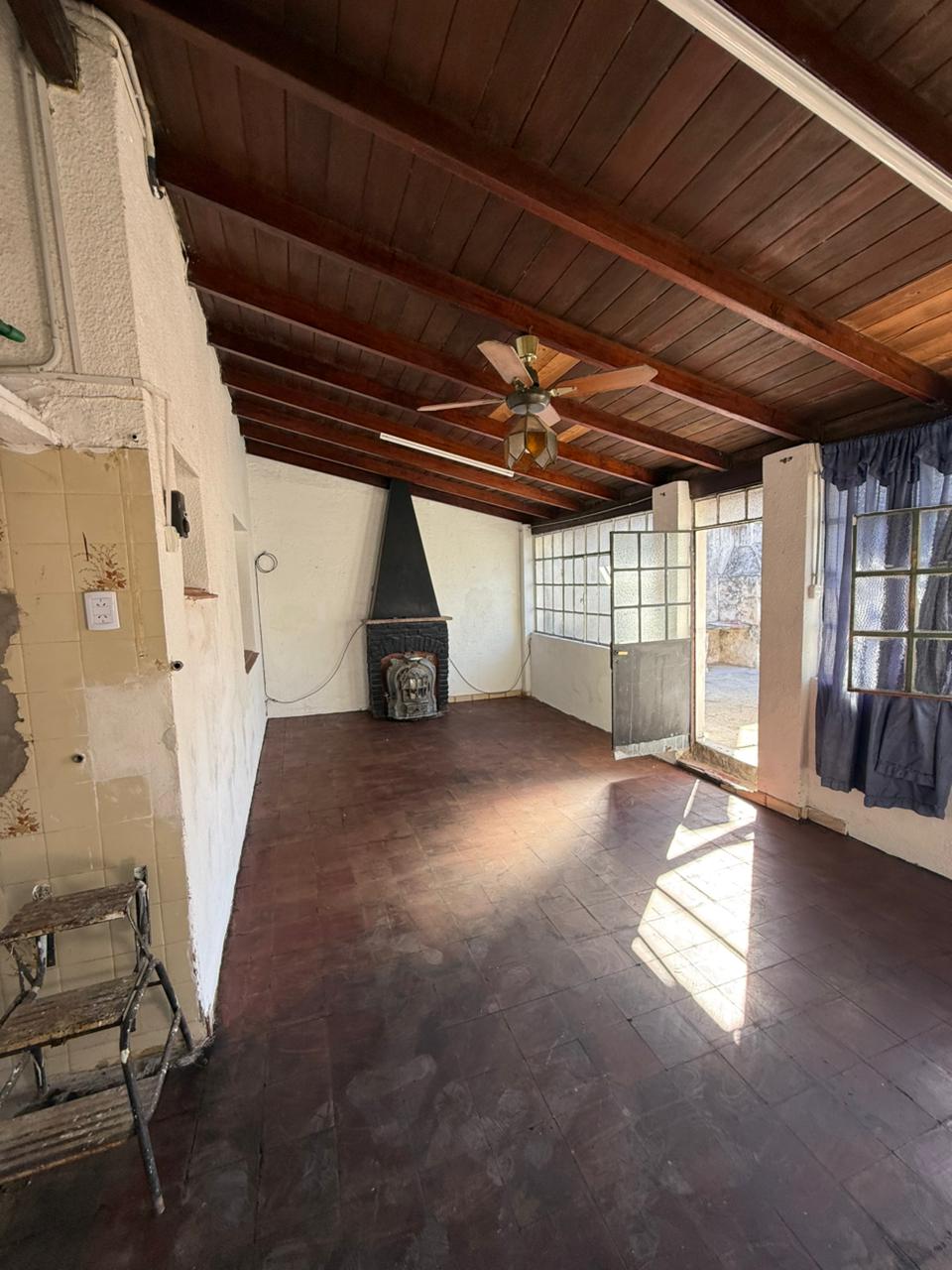 aparopropiedades - Casa en zona de Ezpeleta en Alquiler 