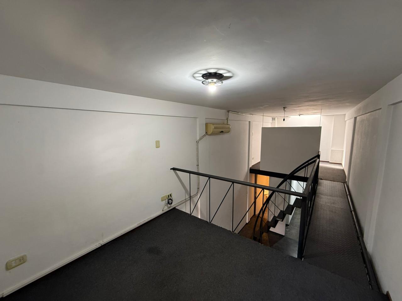 aparopropiedades - Departamento de 3 ambientes en Bernal Centro