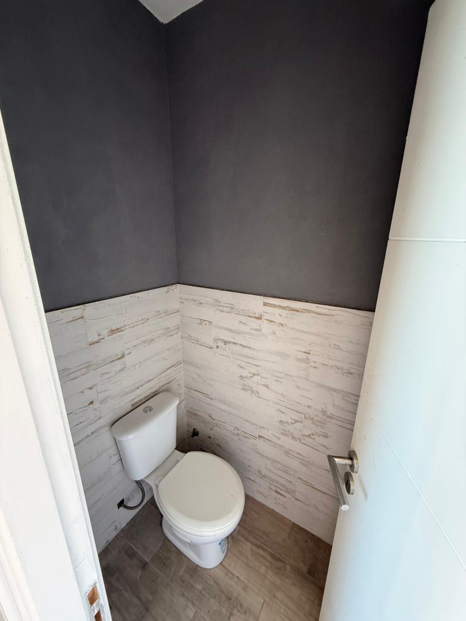 aparopropiedades - Departamento de 2 ambientes con cochera 