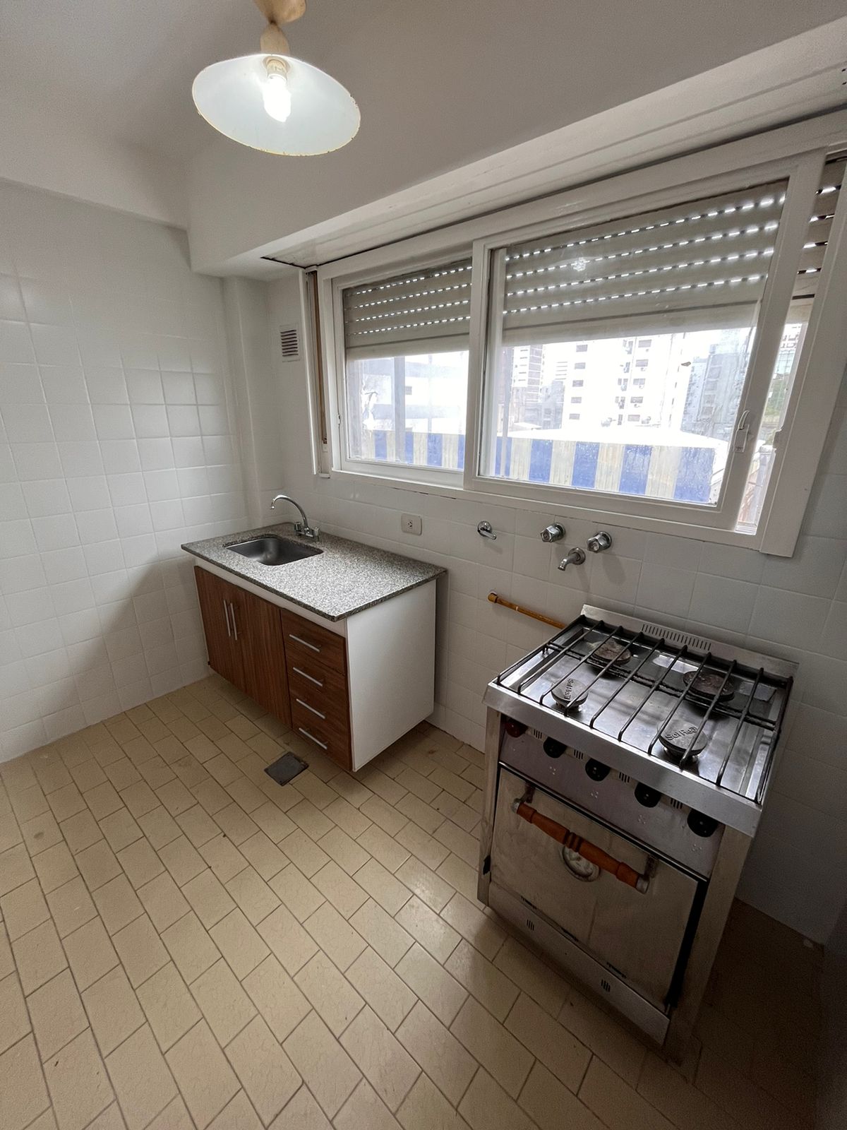 aparopropiedades - Departamento de 2 ambientes en Quilmes centro