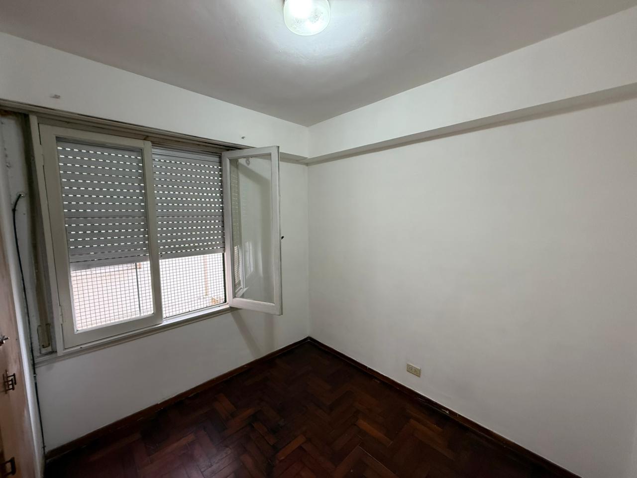 aparopropiedades - Departamento de 3 ambientes en Quilmes centro