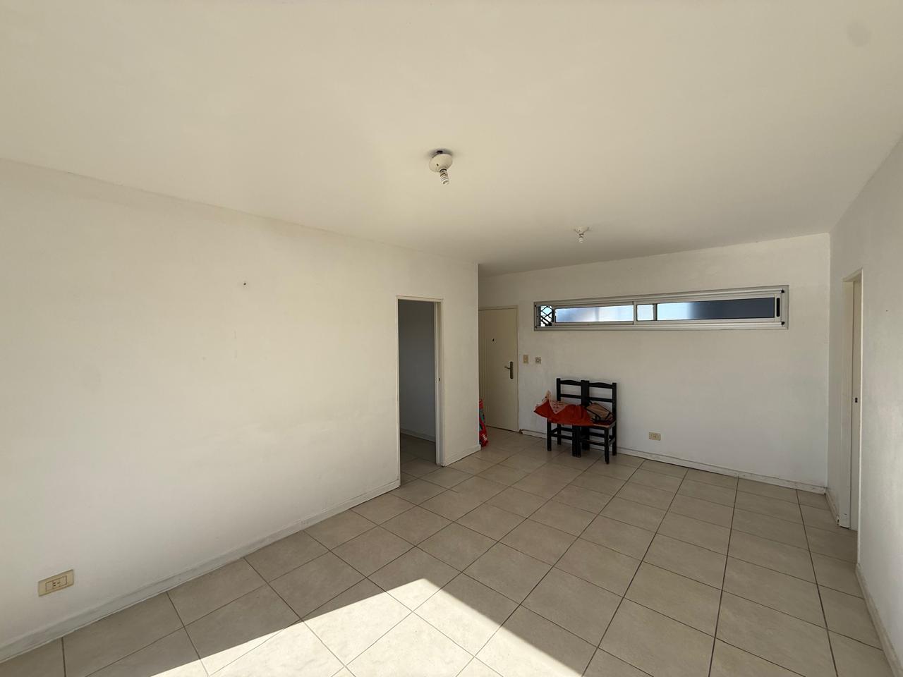 aparopropiedades - Departamento de 2 ambientes con cochera en Quilmes centro
