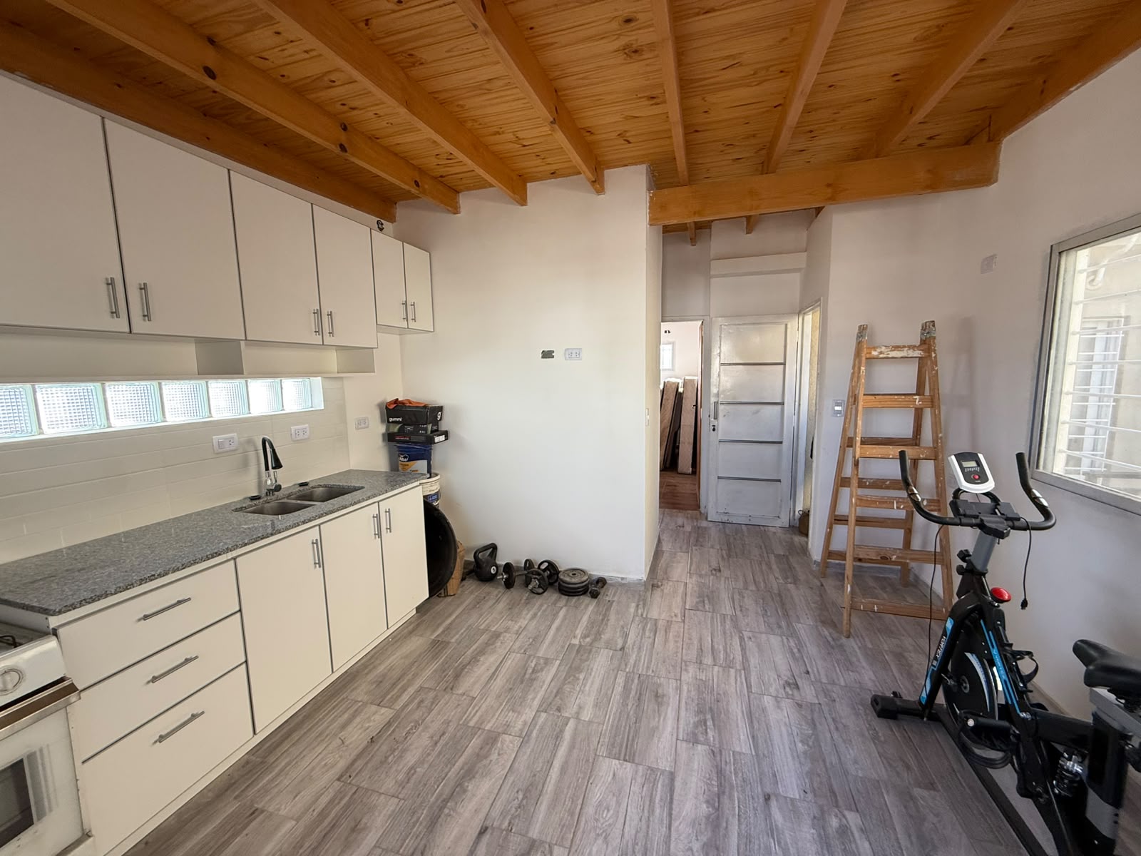aparopropiedades - Departamento de 2 ambientes en Quilmes este