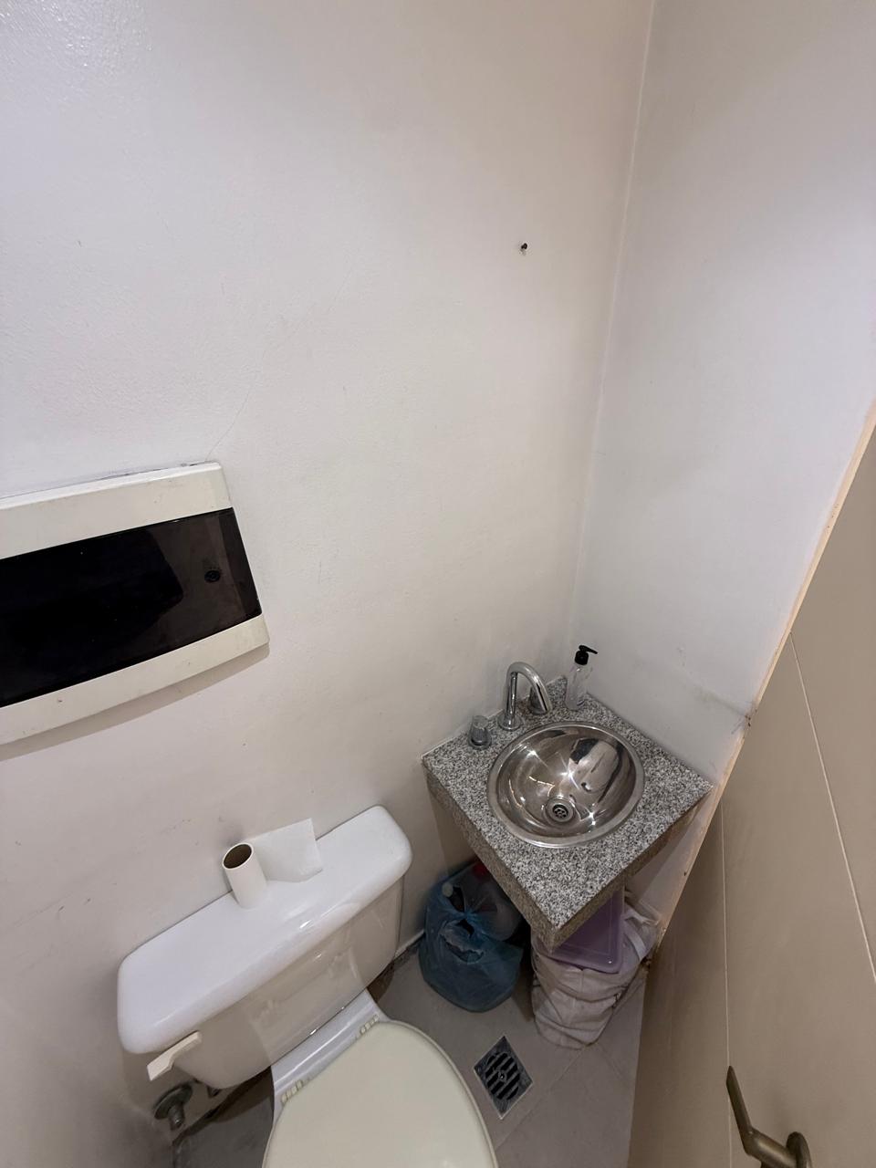 aparopropiedades - Departamento de 2 ambientes con cochera en Quilmes centro