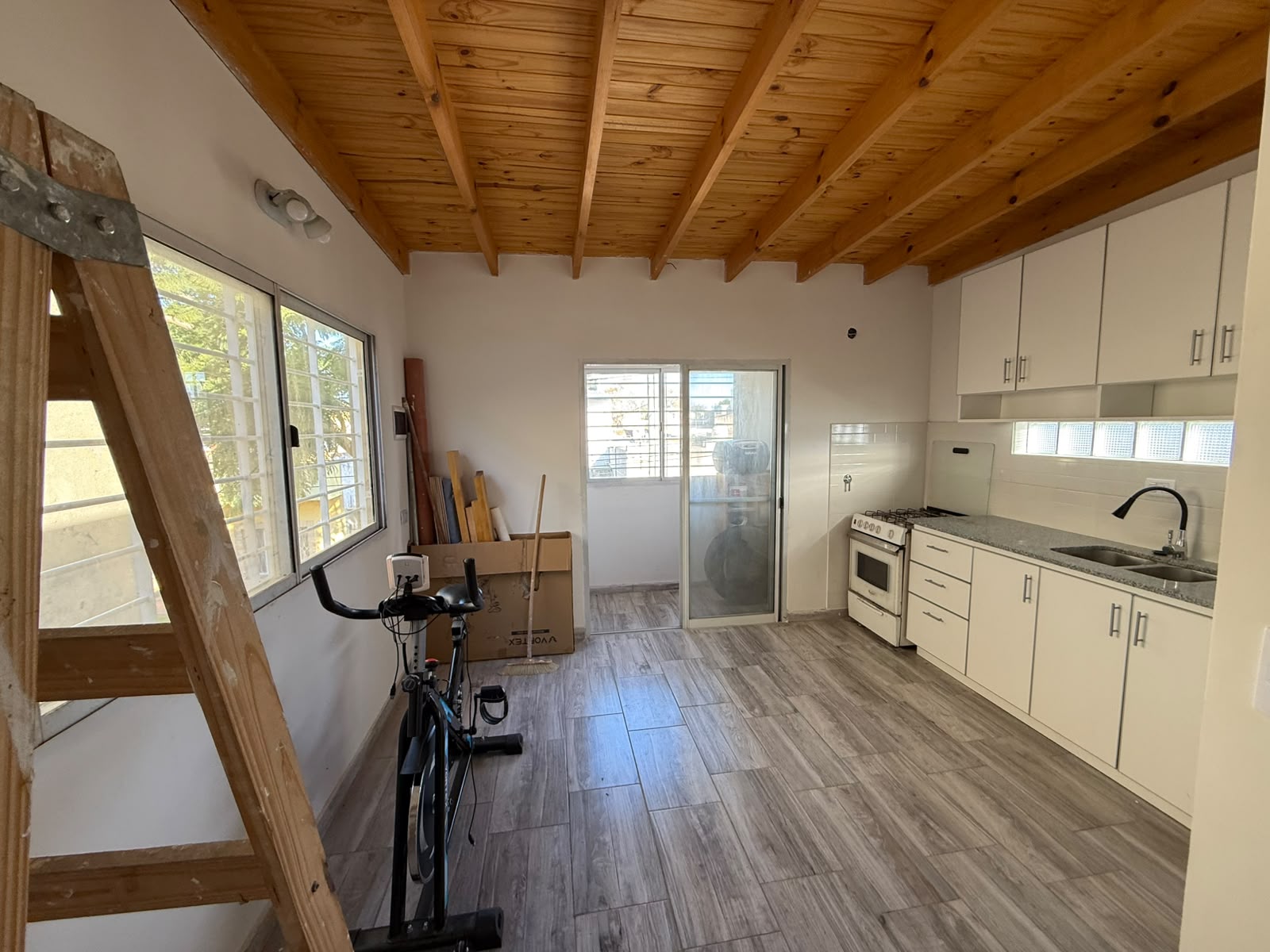 aparopropiedades - Departamento de 2 ambientes en Quilmes este
