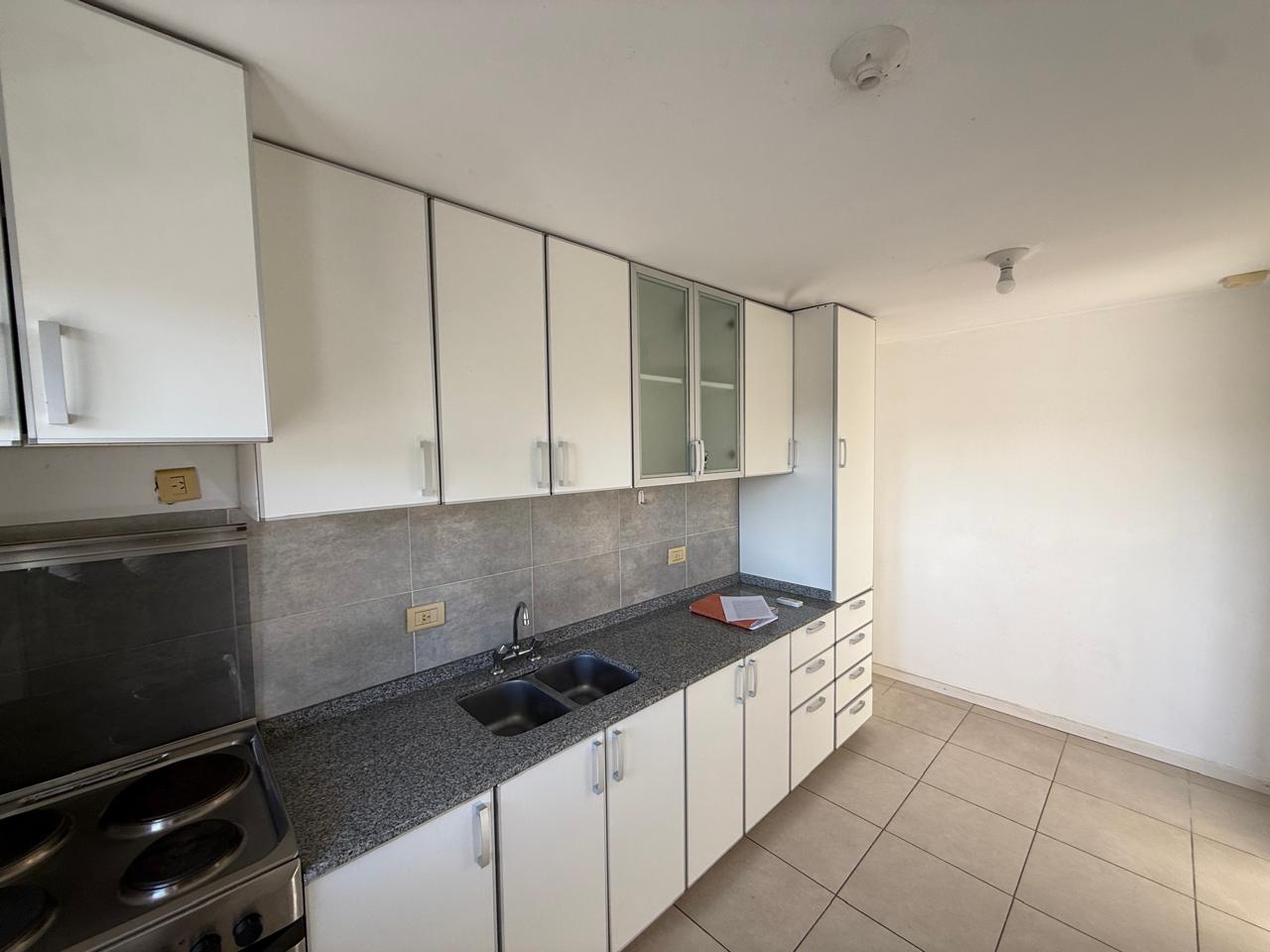 aparopropiedades - Departamento de 2 ambientes con cochera en Quilmes 