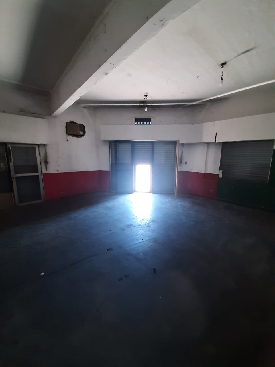 aparopropiedades - Local comercial en Quilmes 