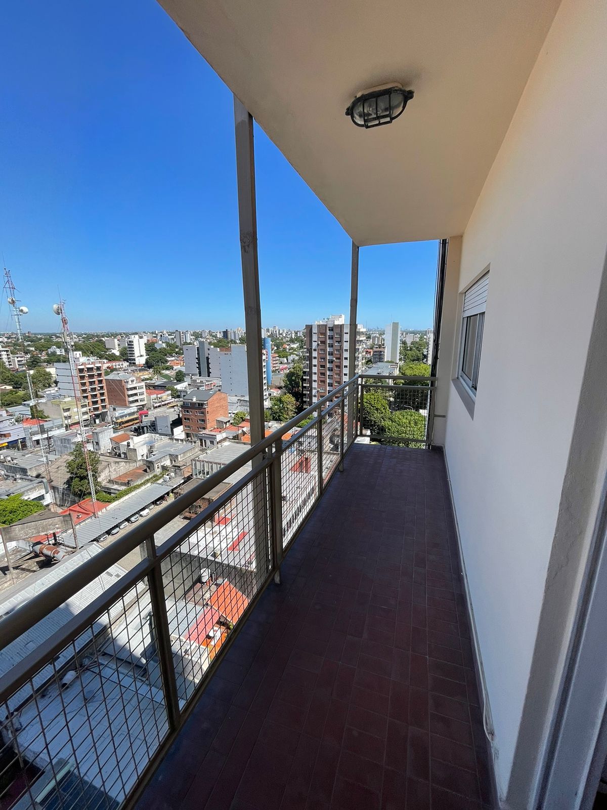aparopropiedades - Departamento de 2 ambientes en Quilmes centro
