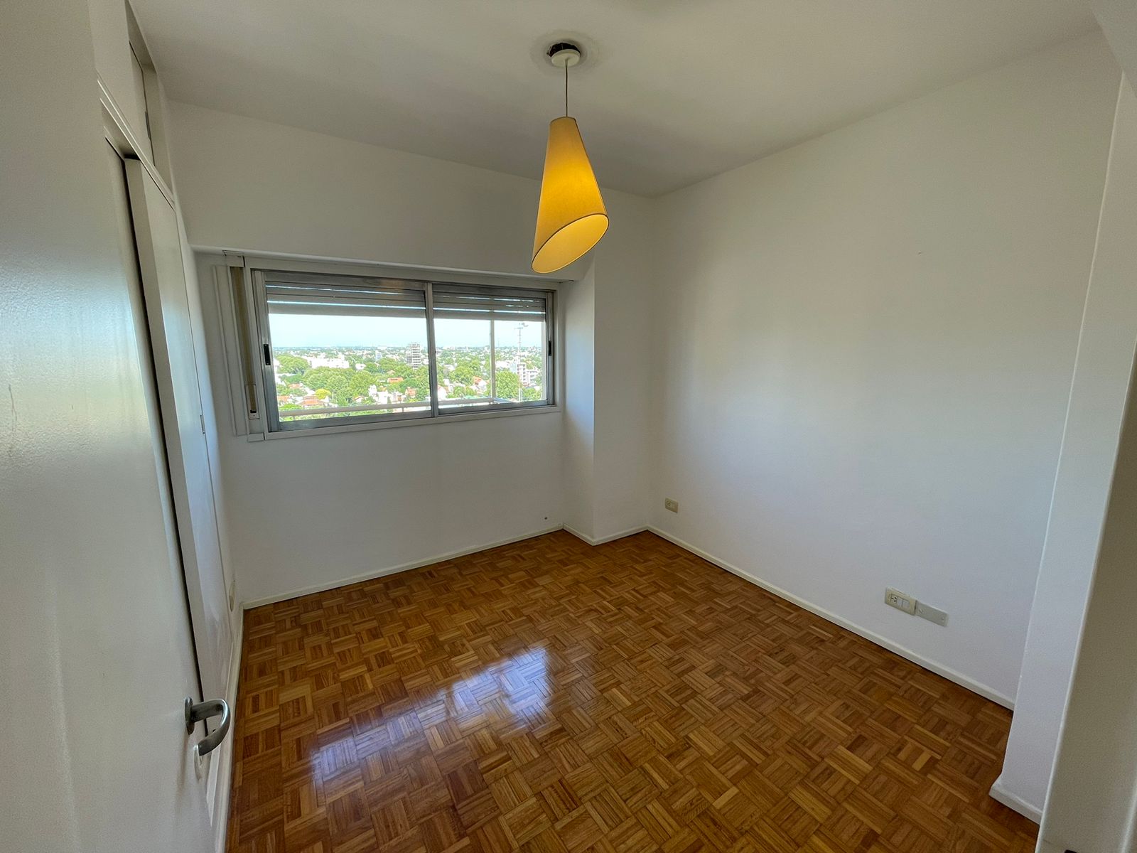 aparopropiedades - Departamento de 2 ambientes en Quilmes centro