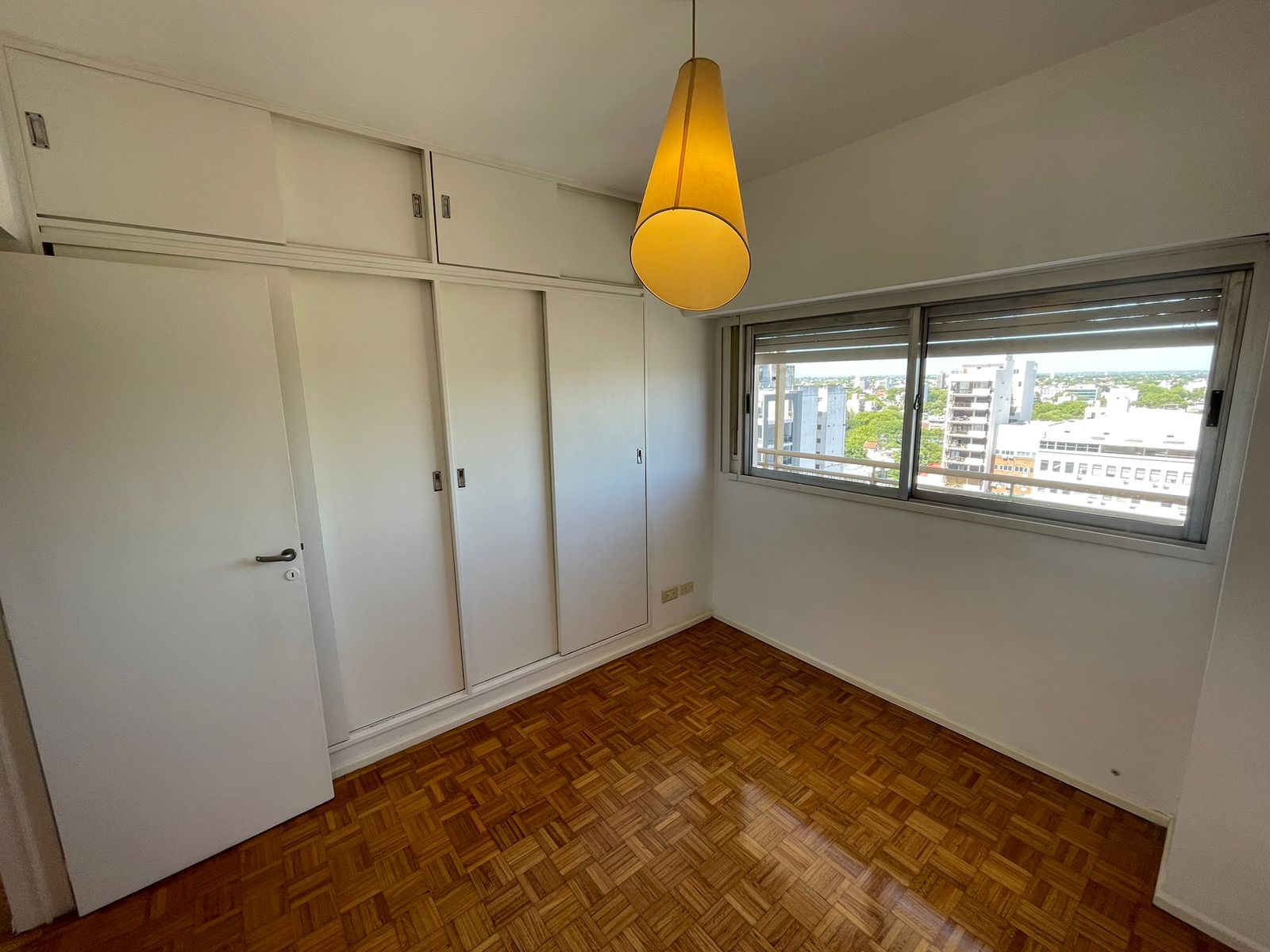 aparopropiedades - Departamento de 2 ambientes en Quilmes centro