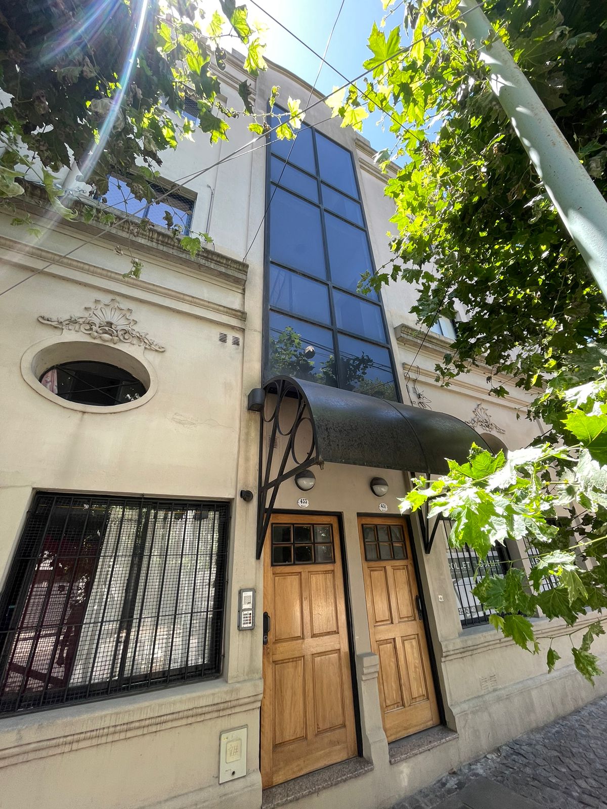 aparopropiedades - Departamento de 3 ambientes en Bernal centro