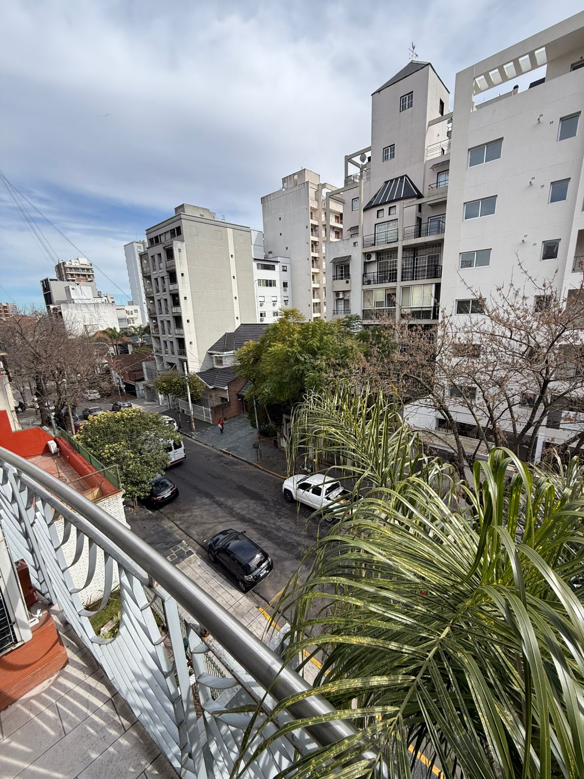 aparopropiedades - Departamento de 2 ambientes con cochera en Quilmes centro 