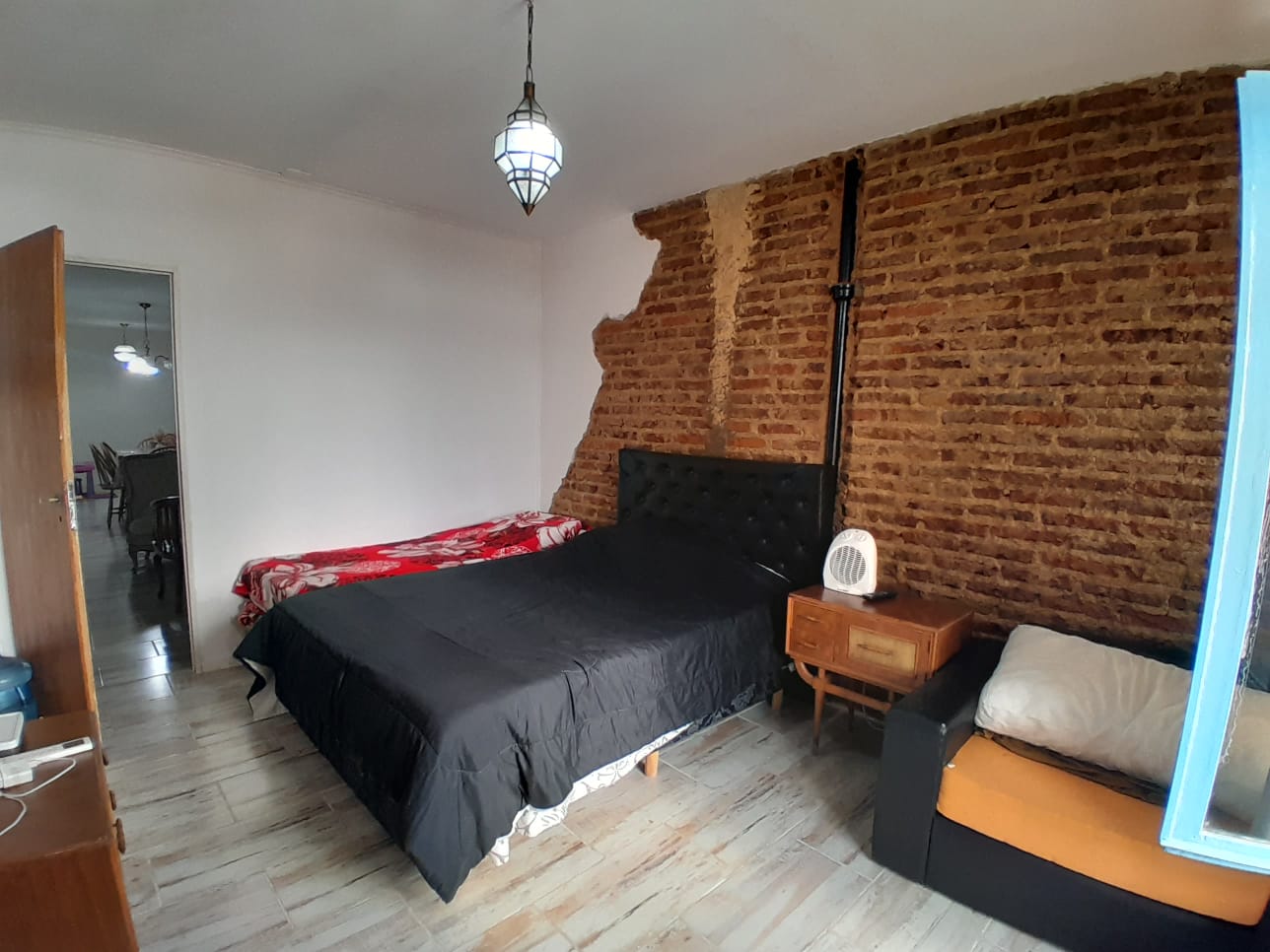 aparopropiedades - Departamento sobre Rivadavia en Alquiler