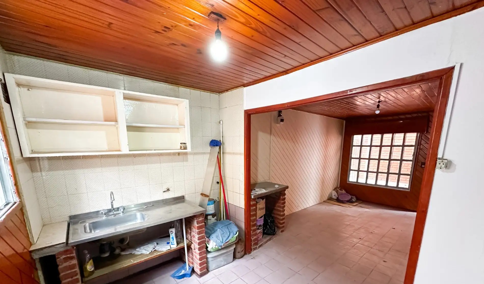 aparopropiedades - Departamento de 3 ambientes con patio en Ezpeleta
