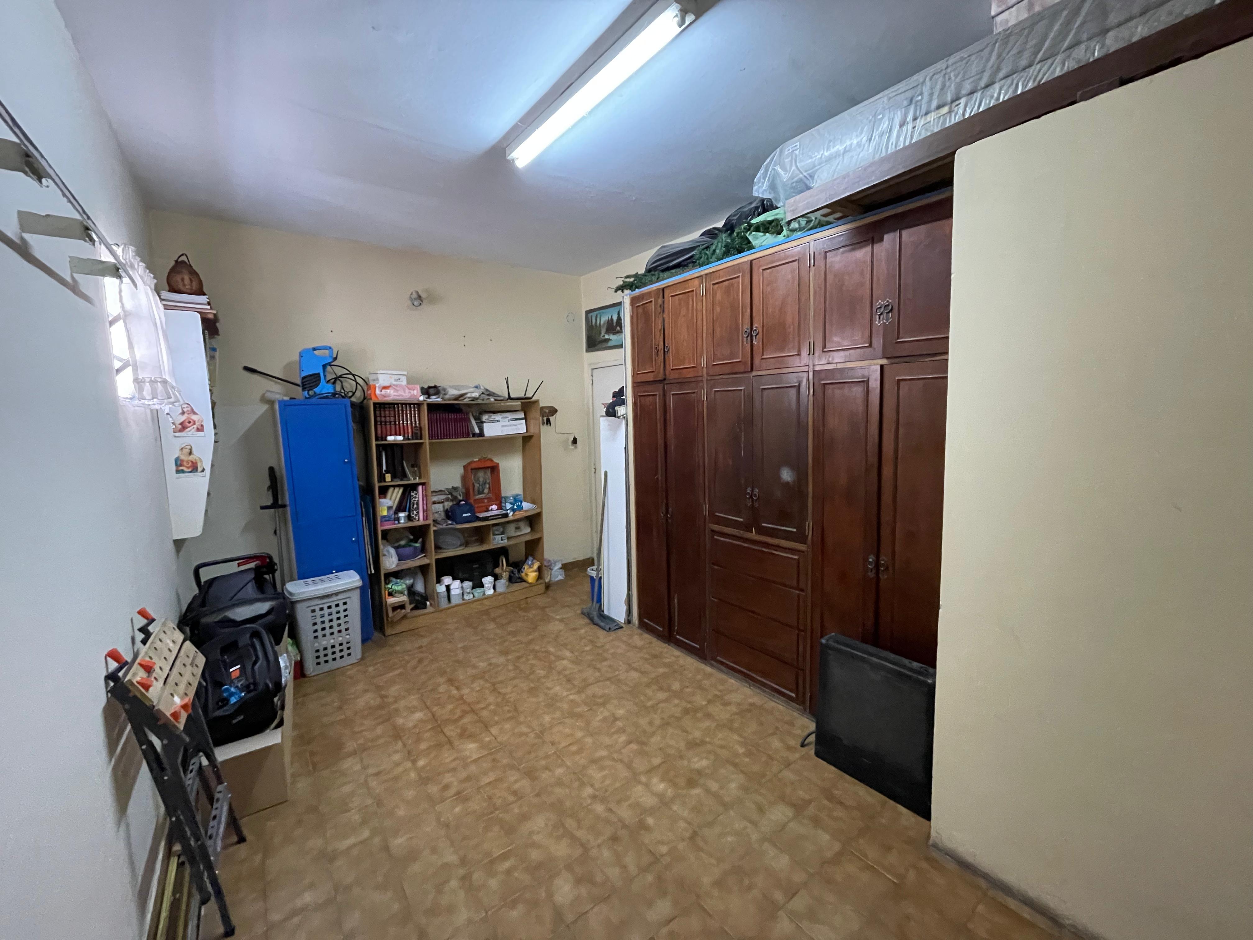aparopropiedades - Casa en dos Plantas a la venta