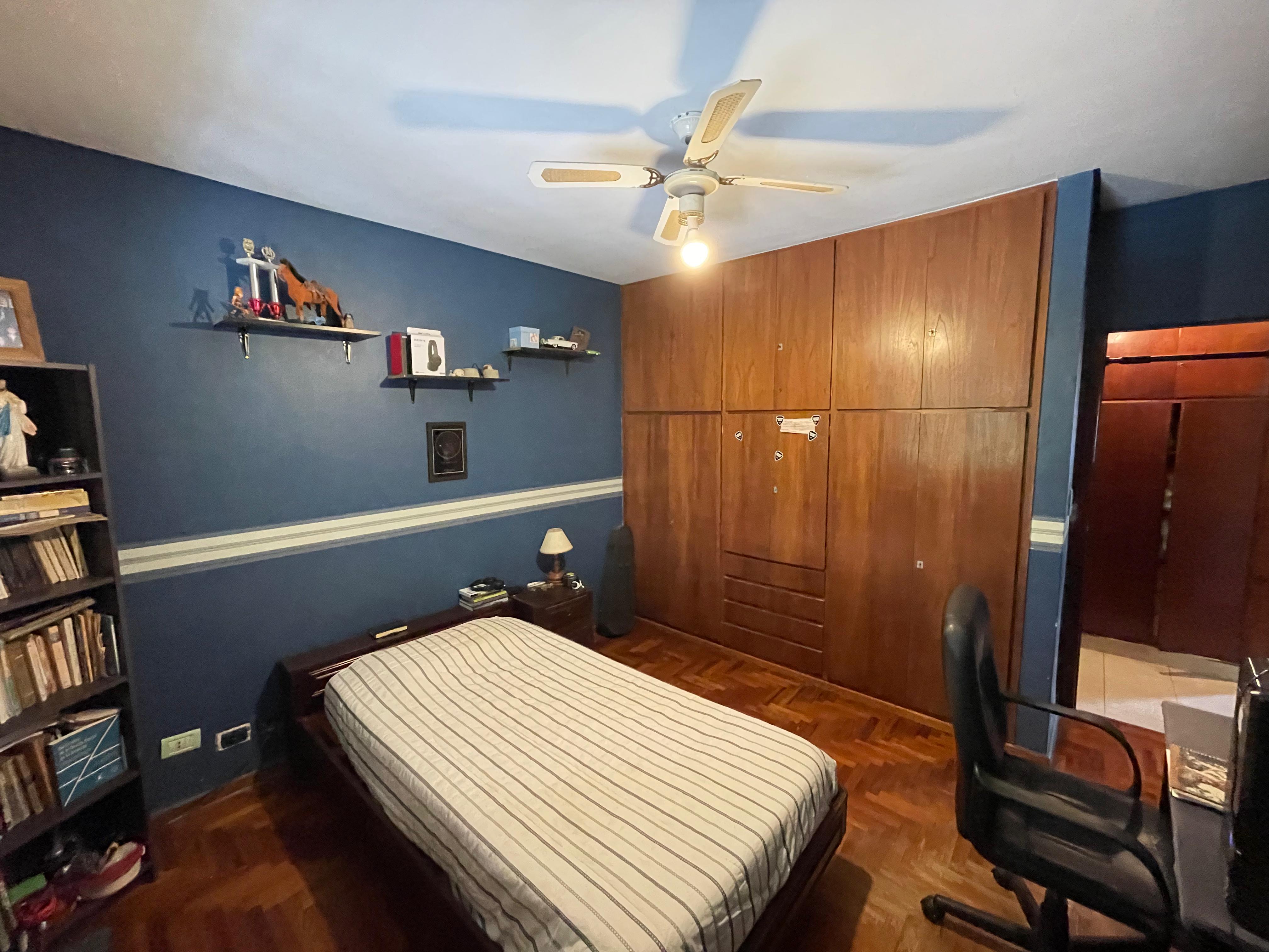 aparopropiedades - Casa en dos Plantas a la venta