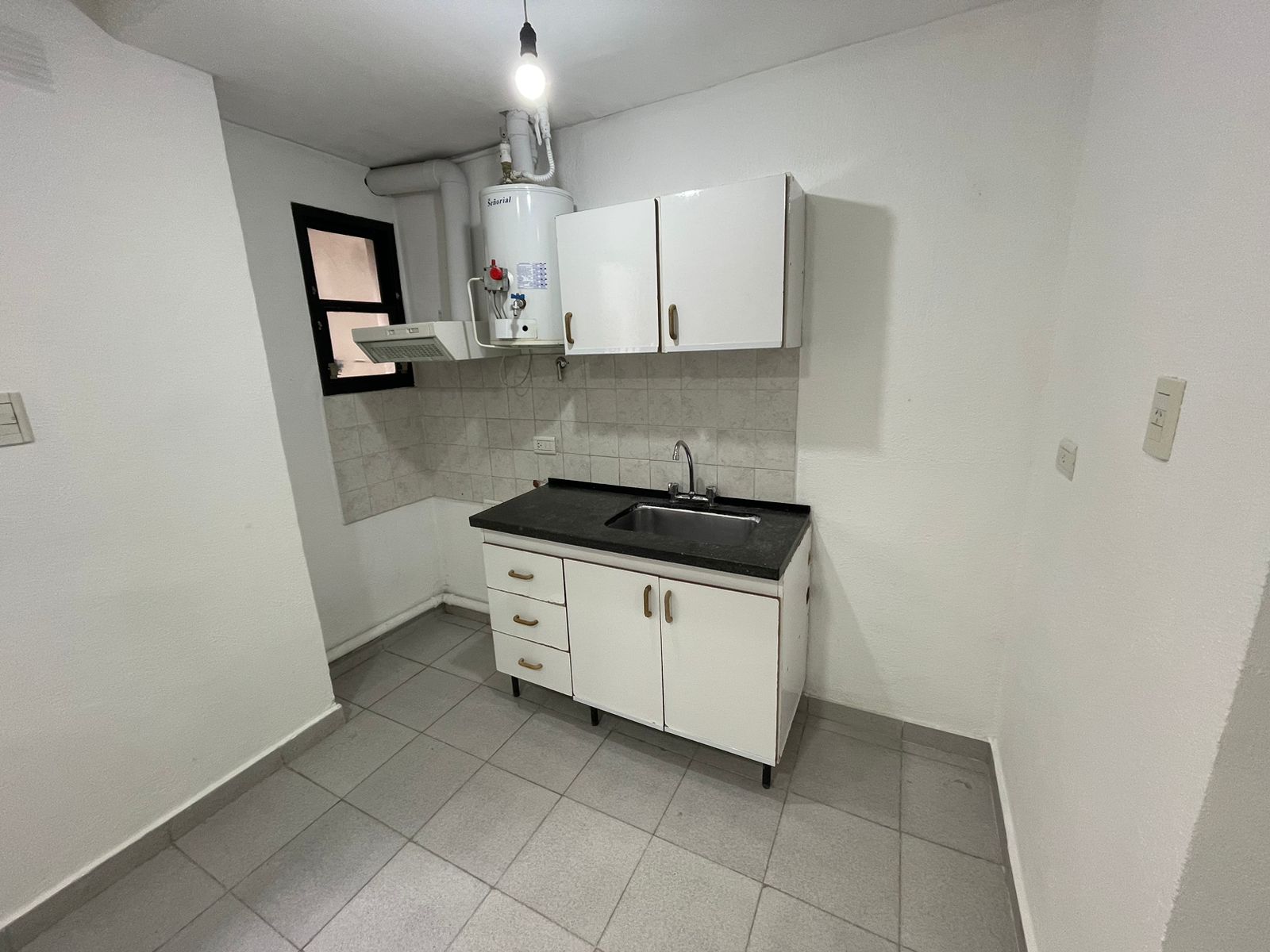 aparopropiedades - Departamento monoambiente en Quilmes Oeste