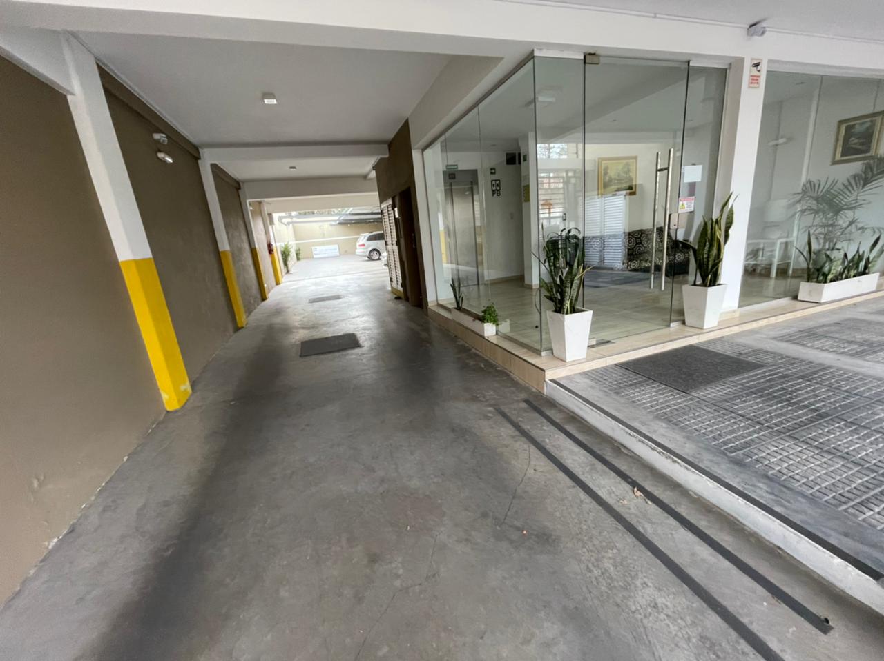 aparopropiedades - Exclusivo Semipiso de 2 ambientes a la venta – 4° Piso al Frente - Apto Crédito –