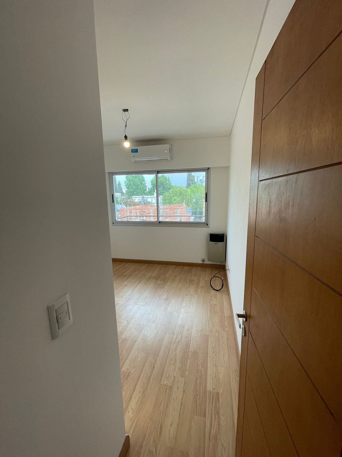 aparopropiedades - Exclusivo Semipiso de 2 ambientes a la venta – 4° Piso al Frente - Apto Crédito –