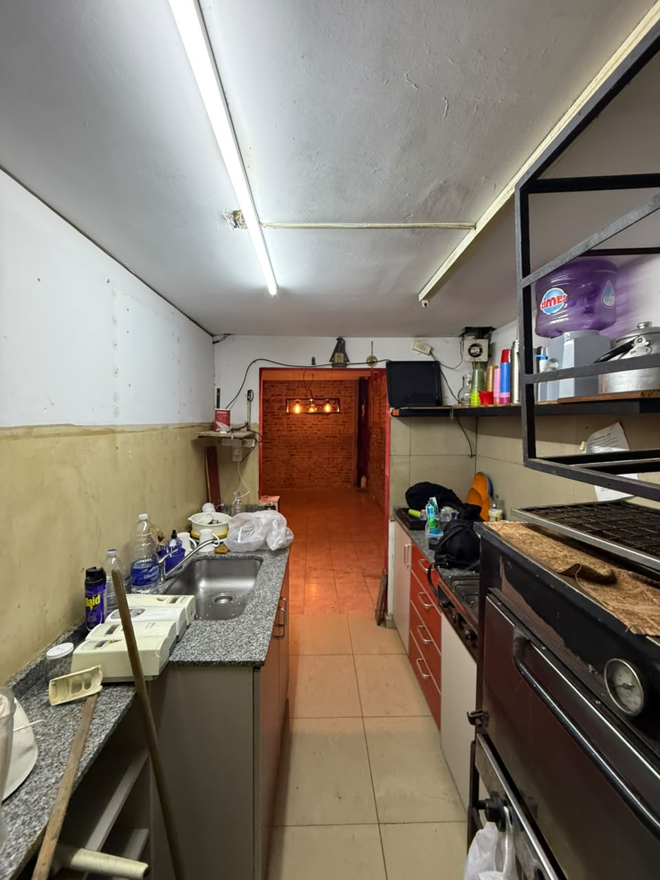 aparopropiedades - Local comercial/Salón en Quilmes centro