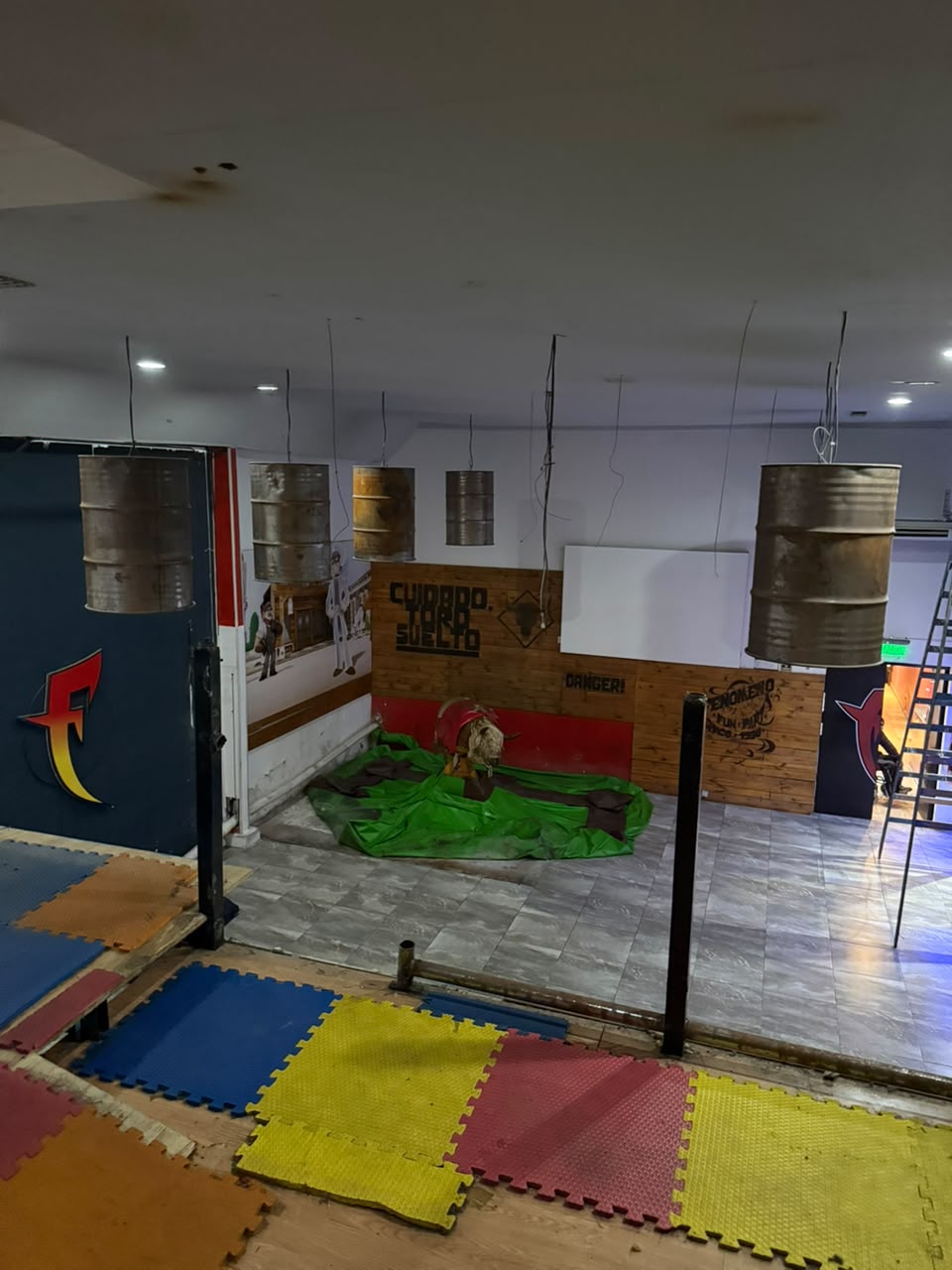 aparopropiedades - Local comercial/Salón en Quilmes centro
